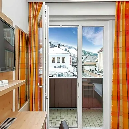 Hotel Roessl-dependance Neue Post