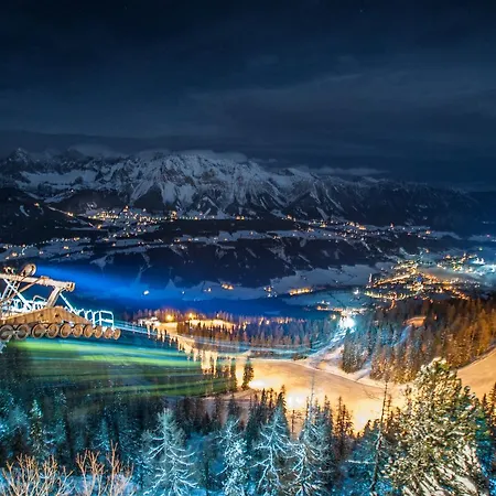 Roessl-dependance Neue Post 3*