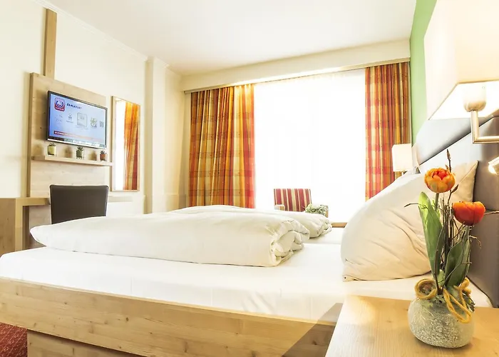 Roessl-dependance Neue Post Hotel 3*